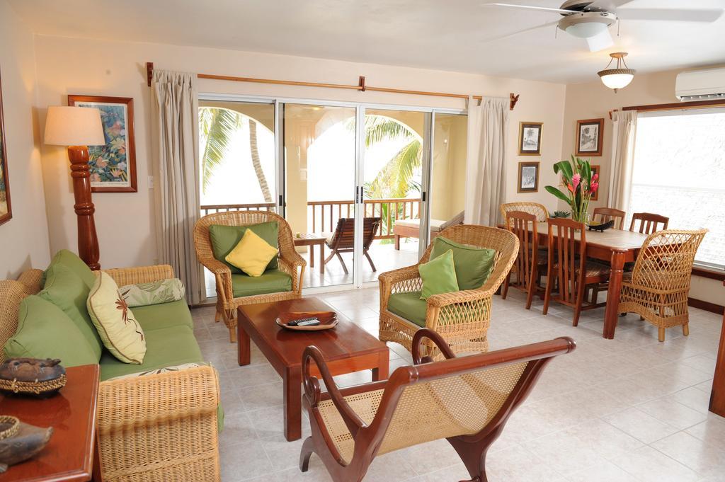 The Palms Oceanfront Suites サン・ペドロ エクステリア 写真